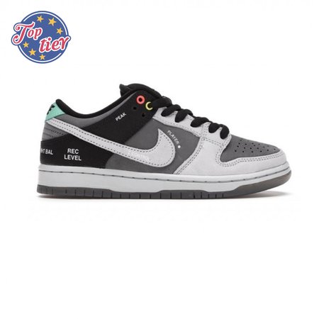 Dunk Low SB 'Camcorder' Size 40-47.5