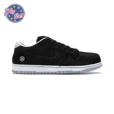 Medicom Toy x Dunk Low SB Size 36-46